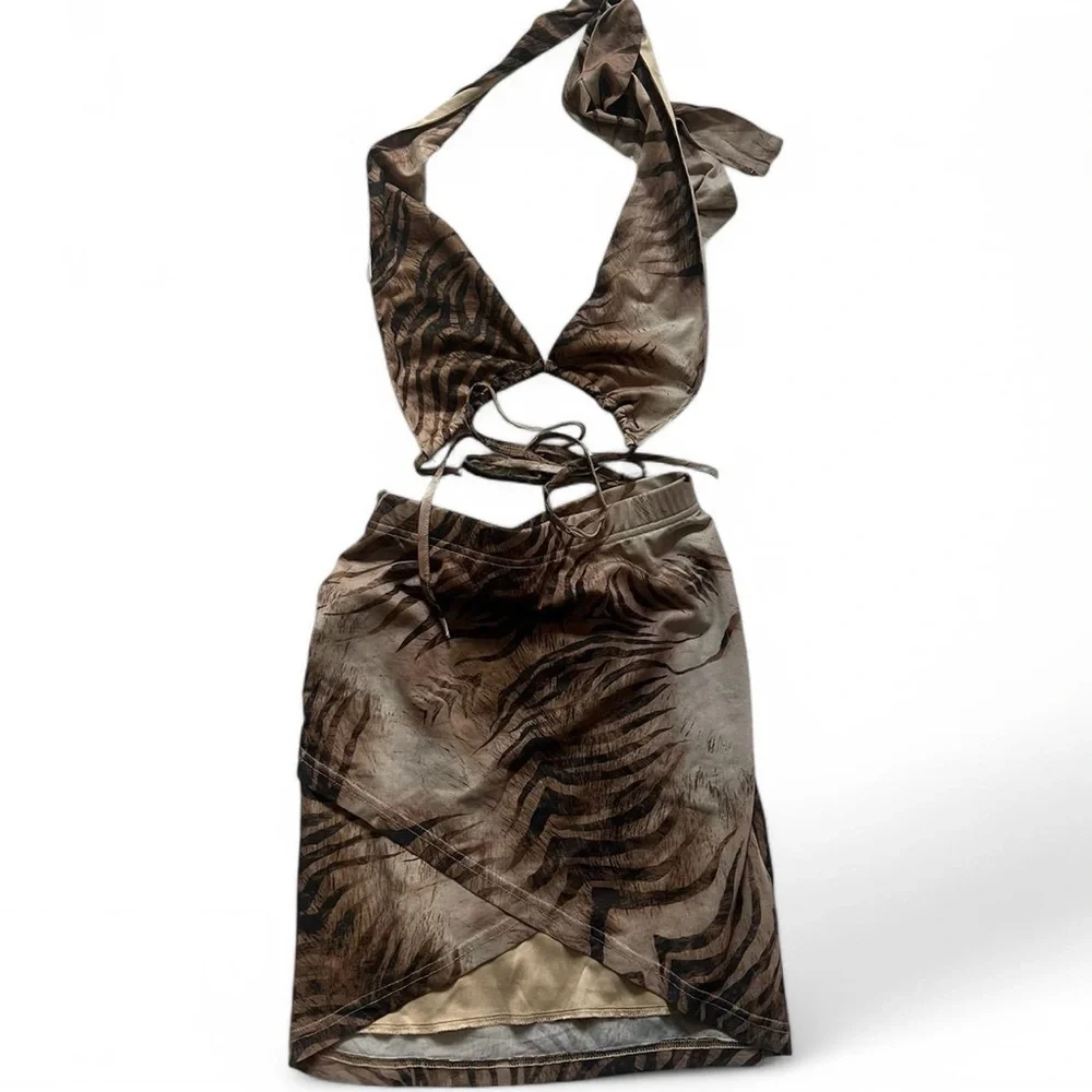 Motel Rocks Tiger Patterned Set - Picture 2 of 4